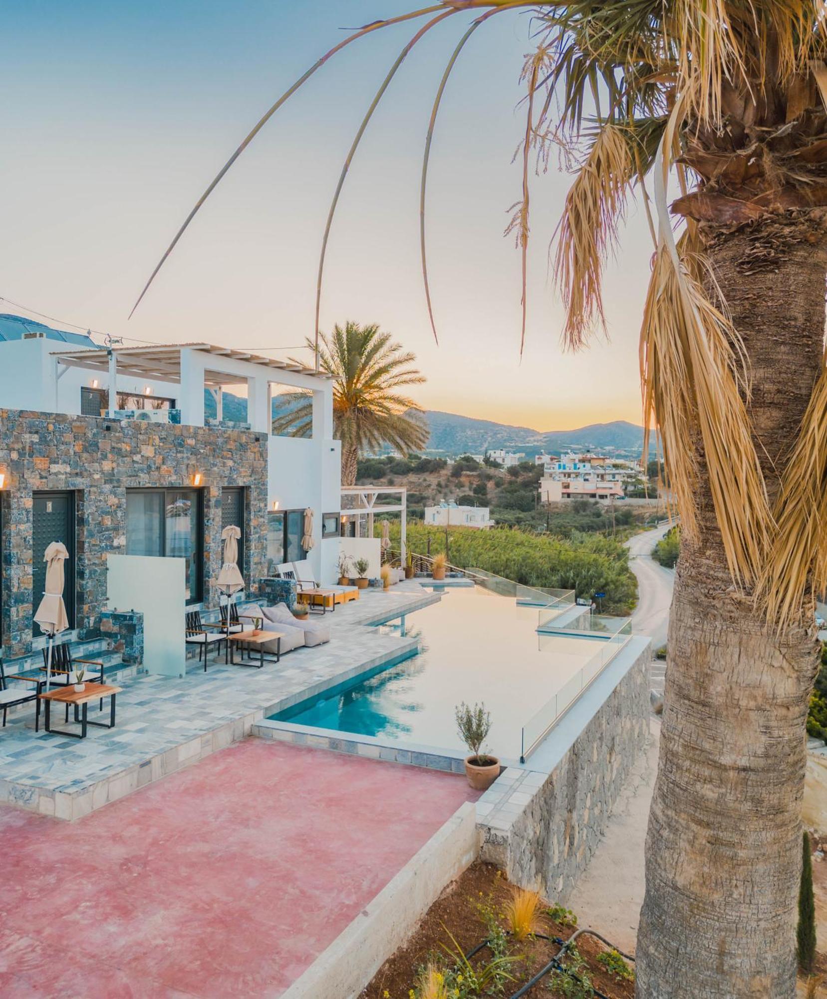 Makrýgialos Plakakia Luxury Apartments מראה חיצוני תמונה