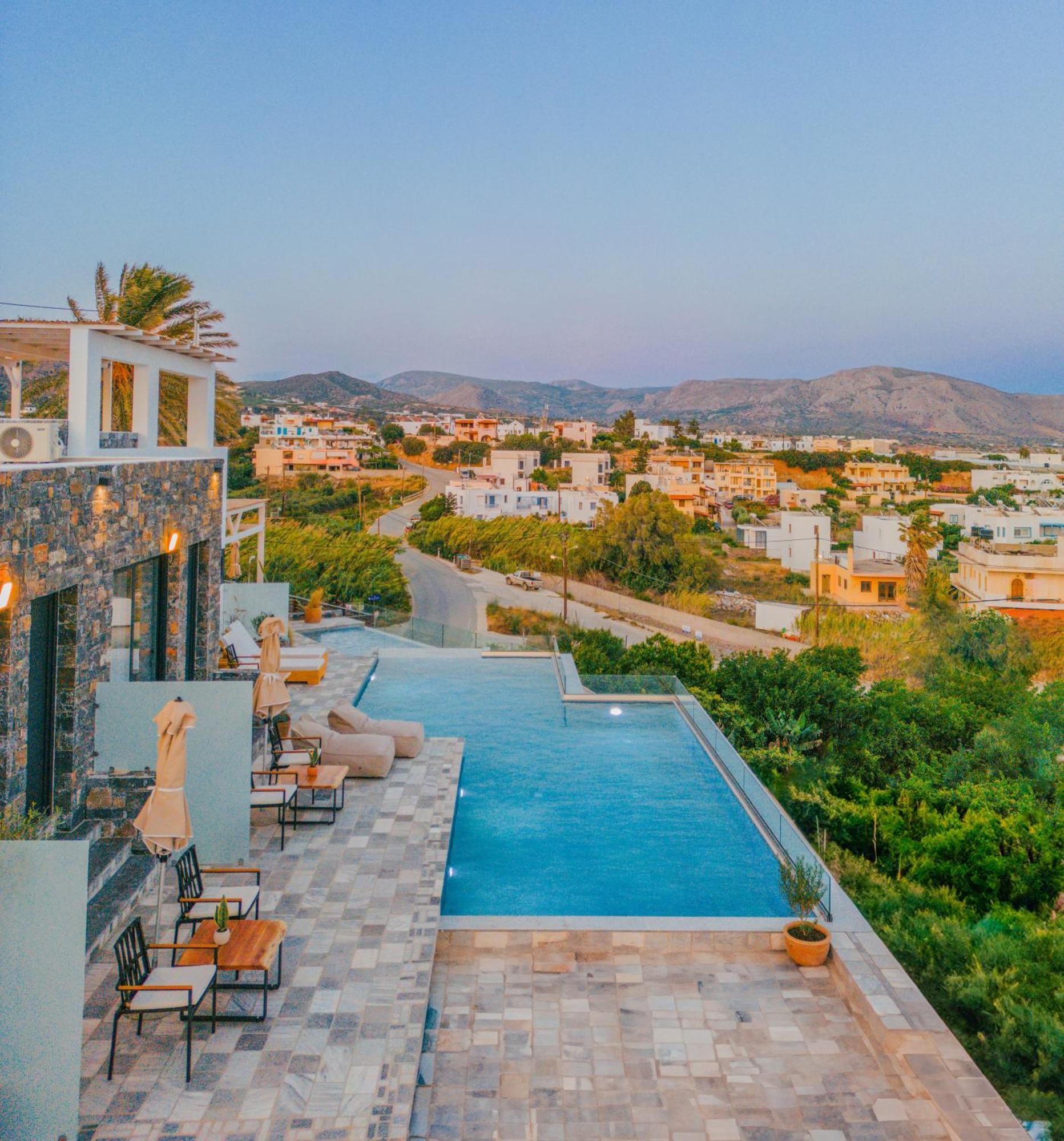 Makrýgialos Plakakia Luxury Apartments מראה חיצוני תמונה